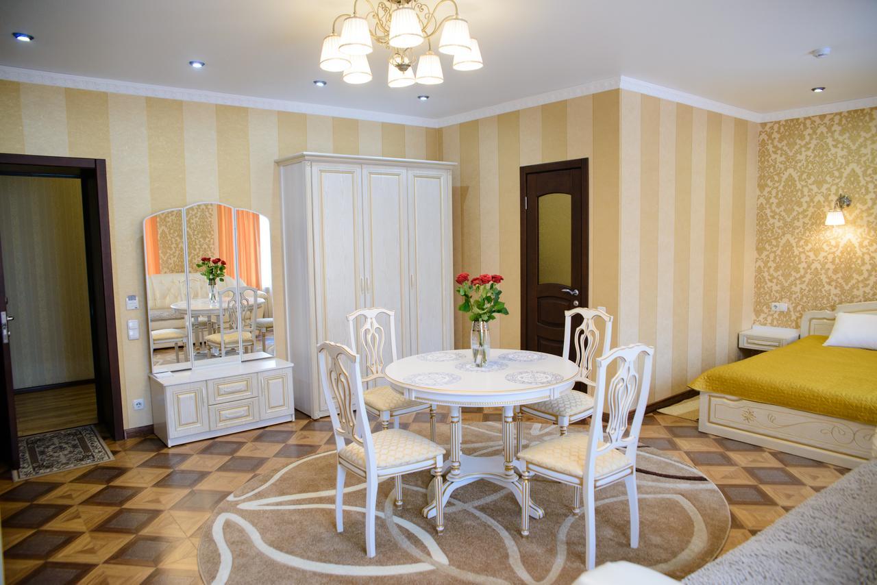 Hotel Hizhina بتروبافلوفسك المظهر الخارجي الصورة