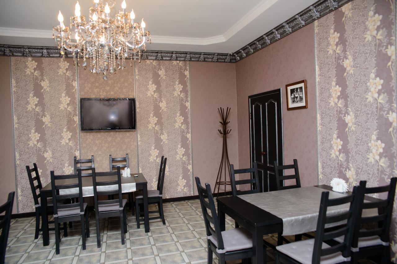 Hotel Hizhina بتروبافلوفسك المظهر الخارجي الصورة
